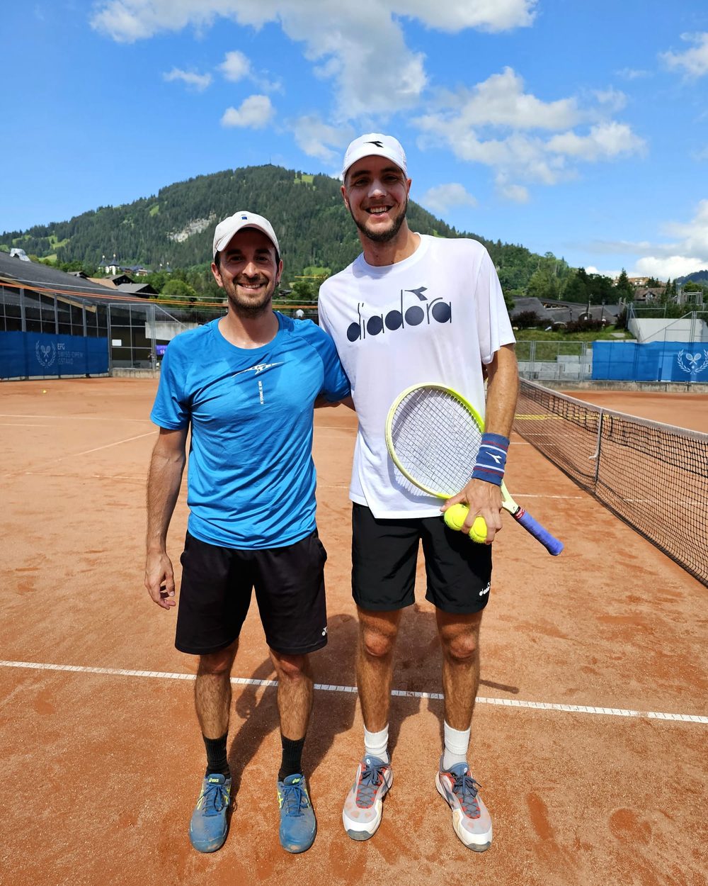 Bastian Parada en la pista central del ATP de Gstaad